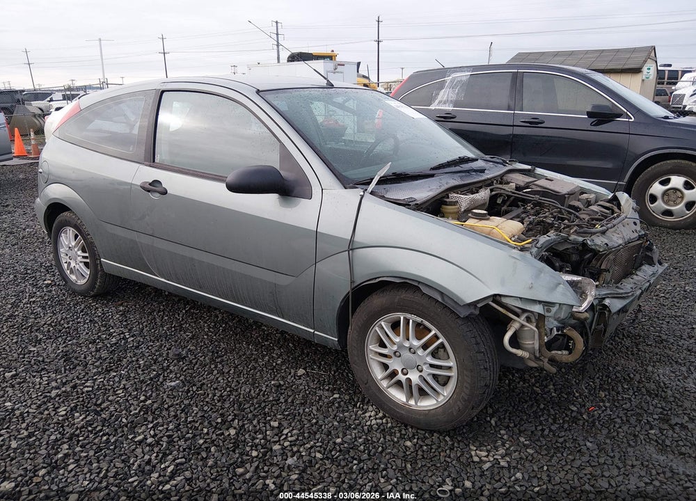 2005 FORD FOCUS ZX3 VIN: 3FAHP31N75R140487