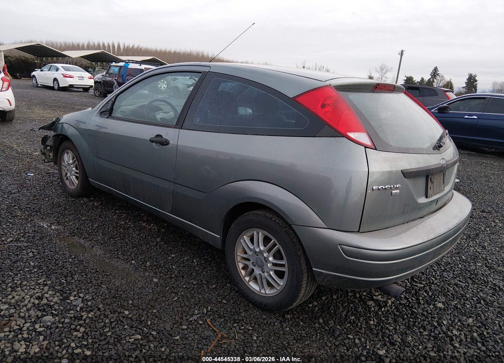 2005 FORD FOCUS ZX3 VIN: 3FAHP31N75R140487