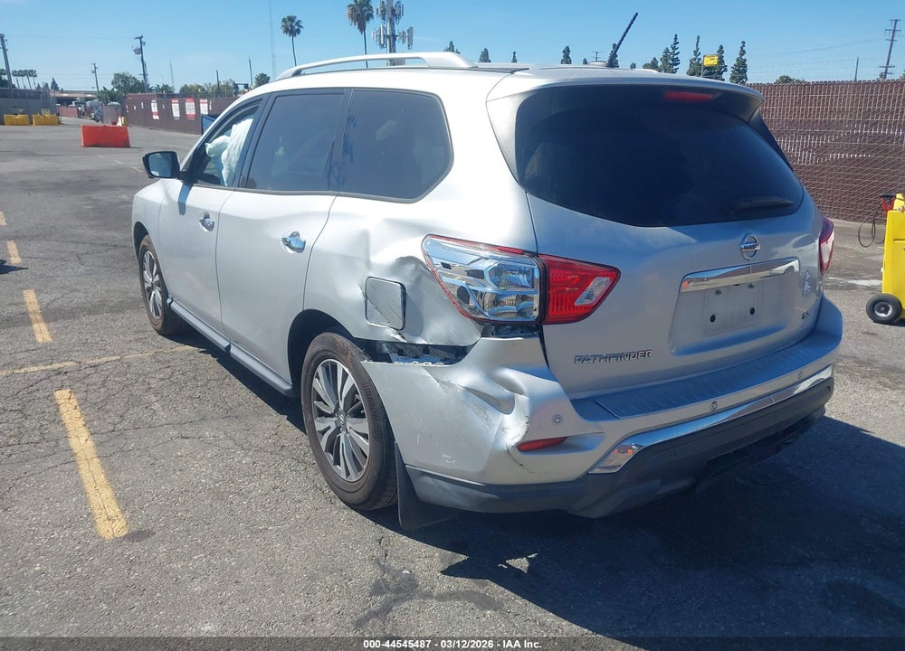 2017 NISSAN PATHFINDER SL VIN: 5N1DR2MN7HC619399