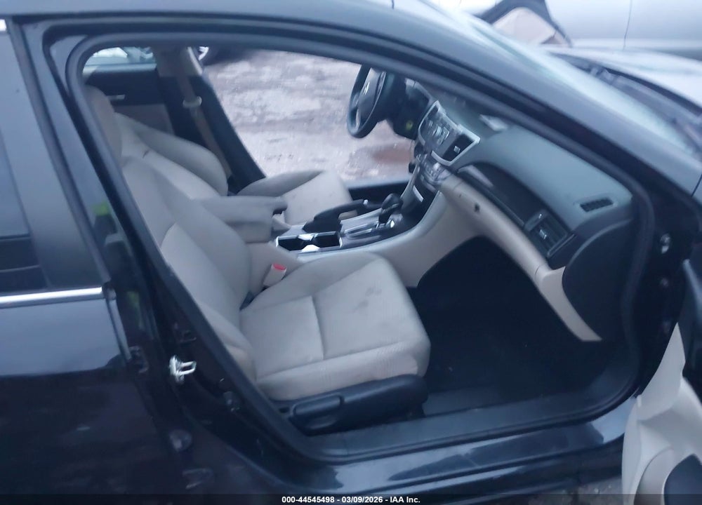 2016 HONDA ACCORD VIN: 1HGCR2F39GA183873