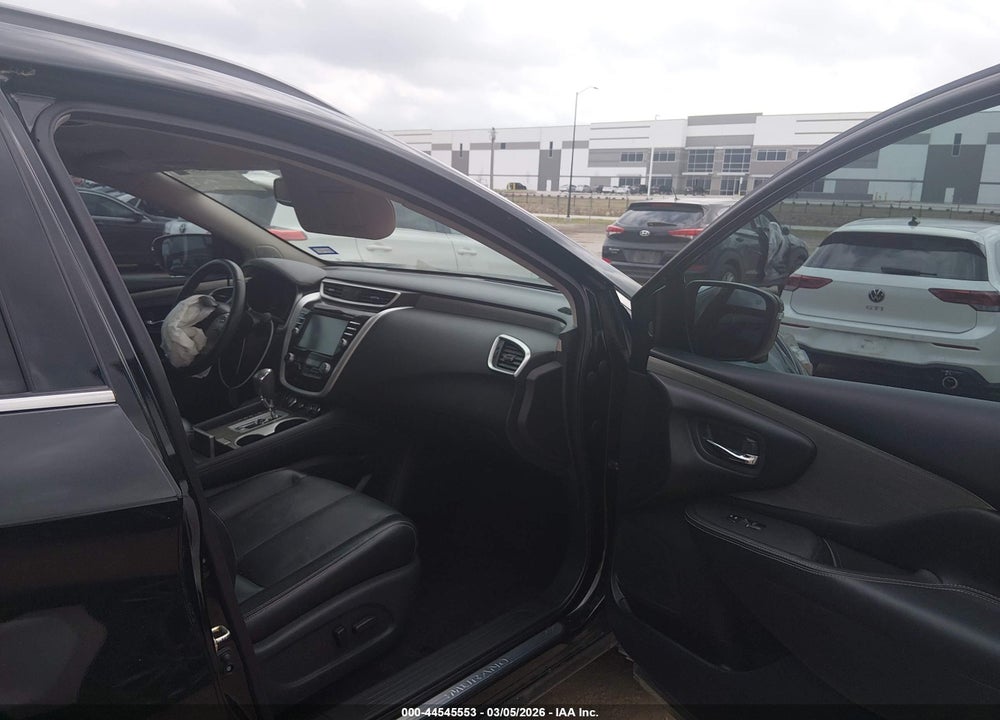 2017 NISSAN MURANO PLATINUM VIN: 5N1AZ2MH5HN145700