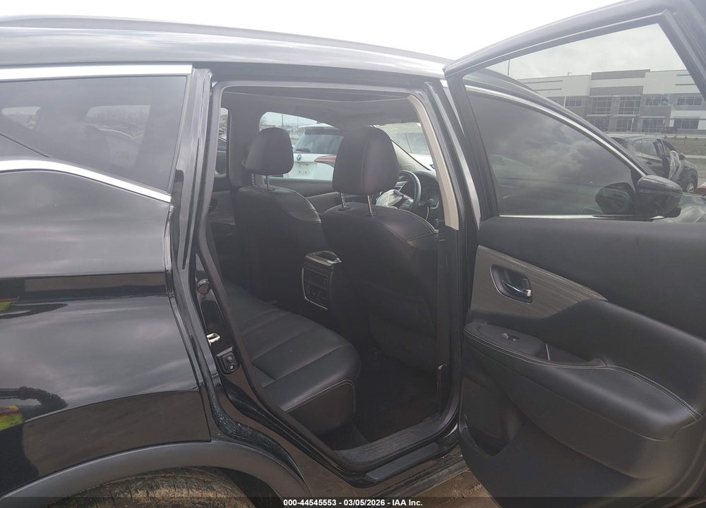 2017 NISSAN MURANO PLATINUM VIN: 5N1AZ2MH5HN145700