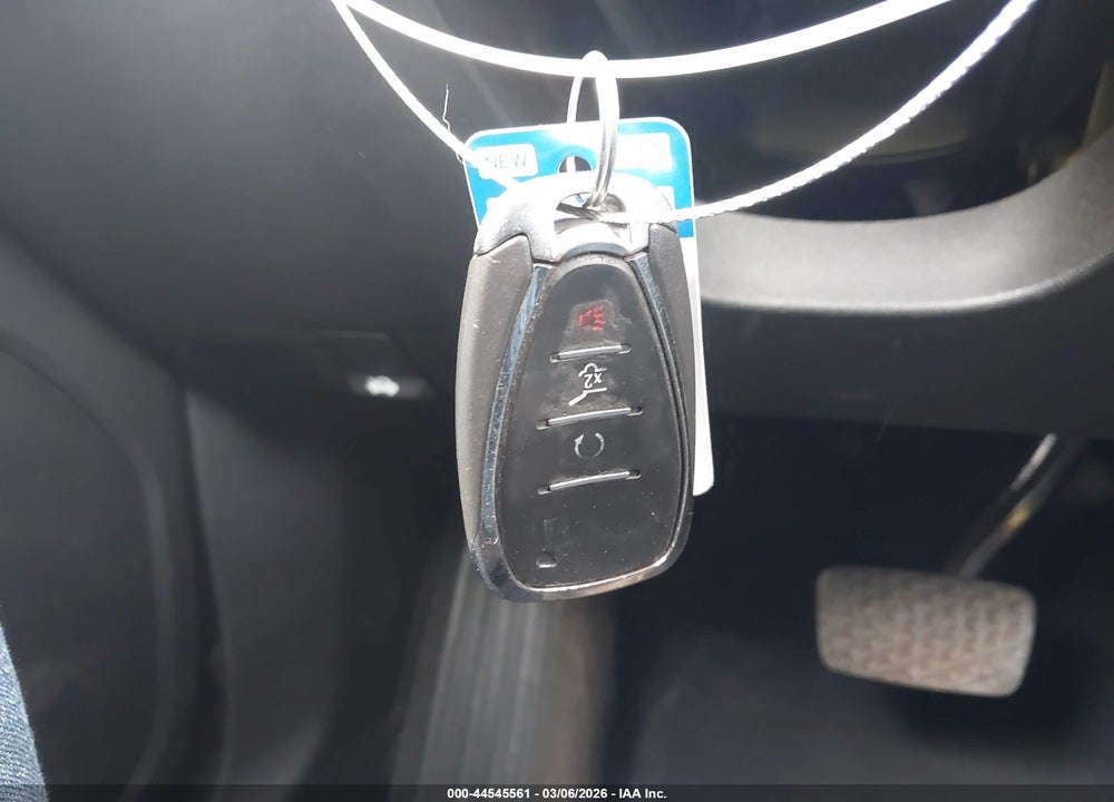 2019 CHEVROLET EQUINOX LT VIN: 2GNAXKEV9K6292670