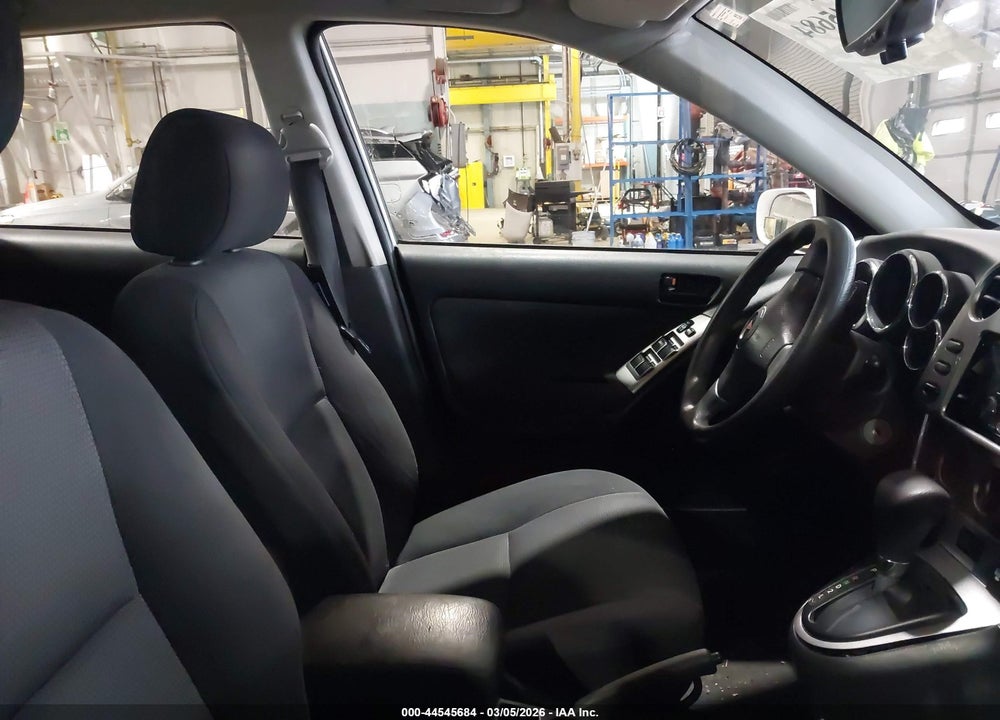 2008 PONTIAC VIBE VIN: 5Y2SL67828Z420011