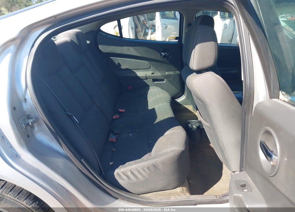 2005 PONTIAC GRAND PRIX VIN: 2G2WP522751141598