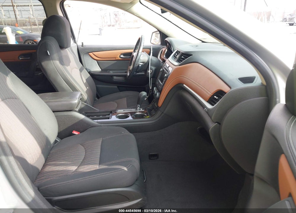 2015 CHEVROLET TRAVERSE 2LT VIN: 1GNKVHKD2FJ148184
