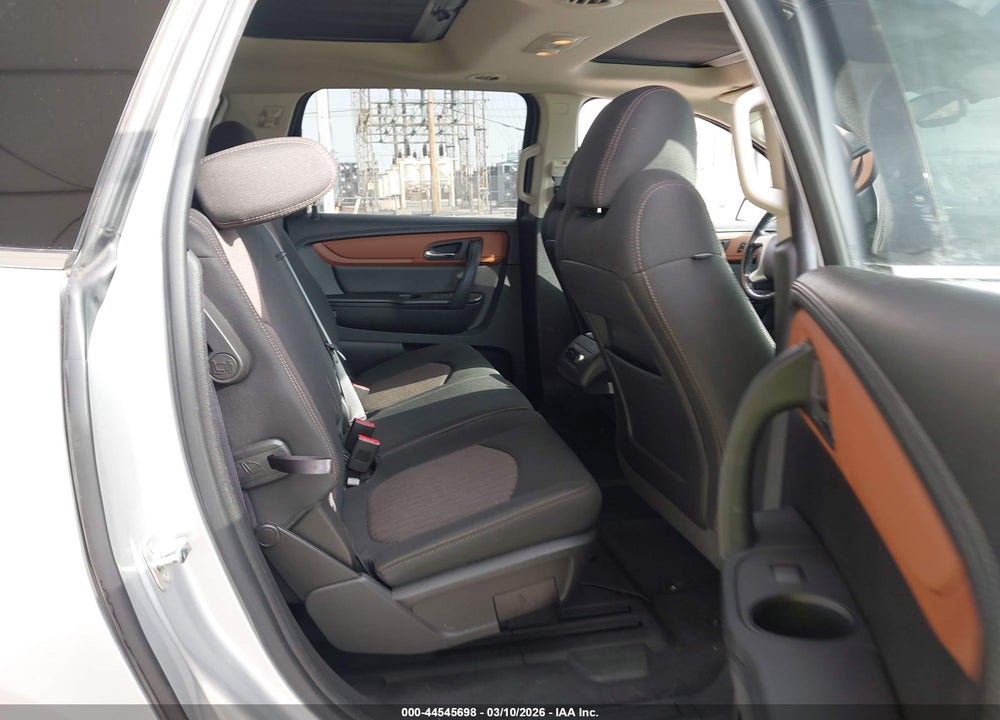 2015 CHEVROLET TRAVERSE 2LT VIN: 1GNKVHKD2FJ148184