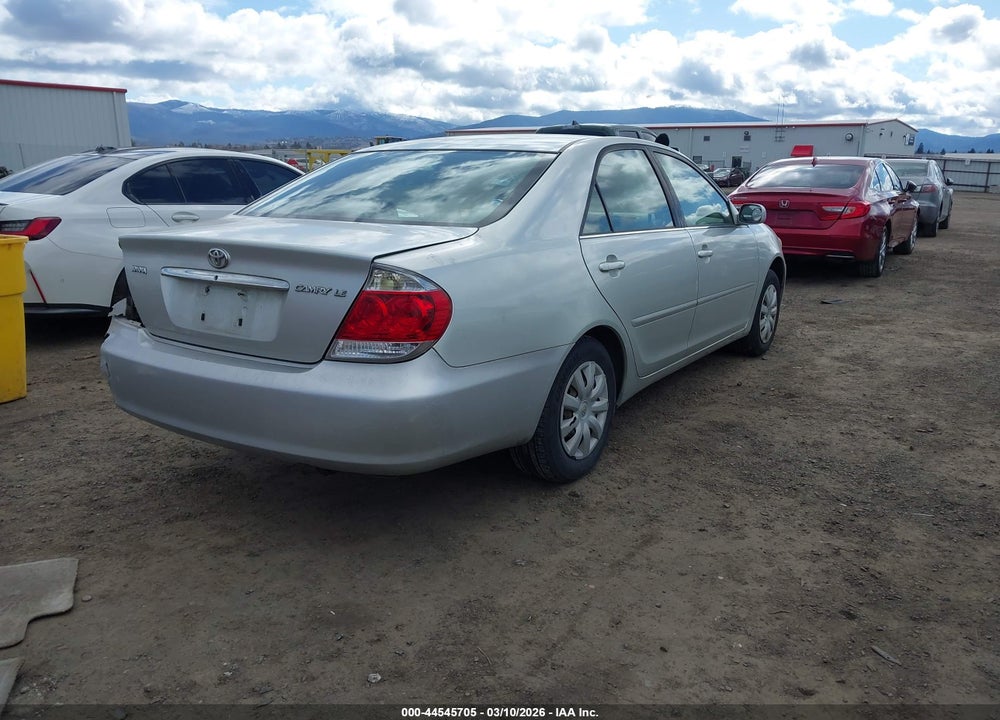 2005 TOYOTA CAMRY LE VIN: JTDBE32K253025367