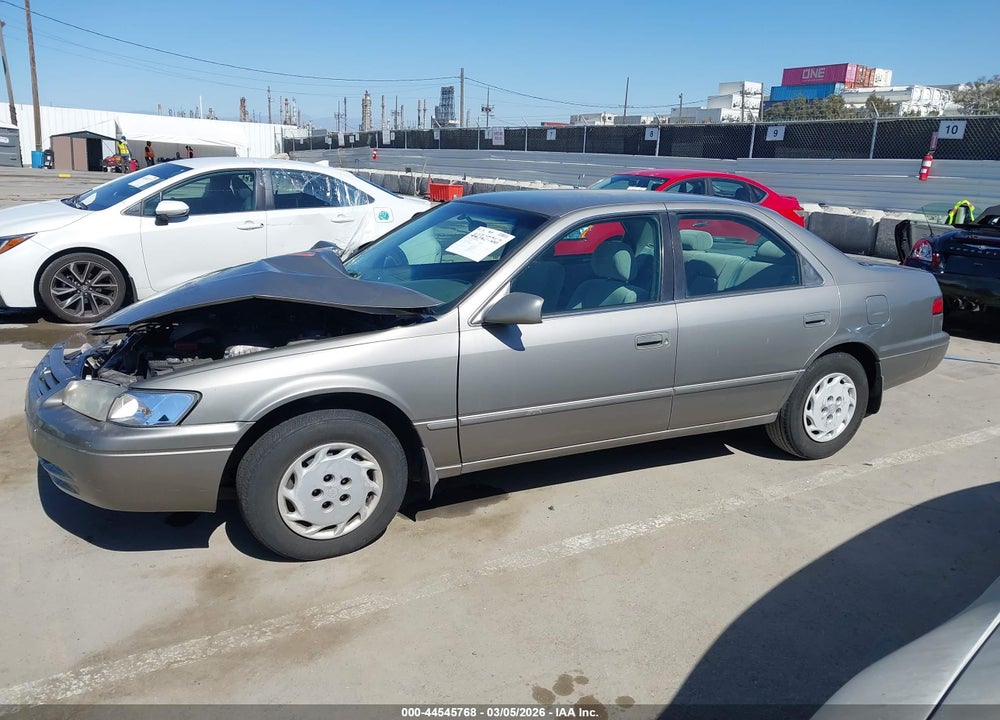 1999 TOYOTA CAMRY LE VIN: 4T1BG22K7XU449270