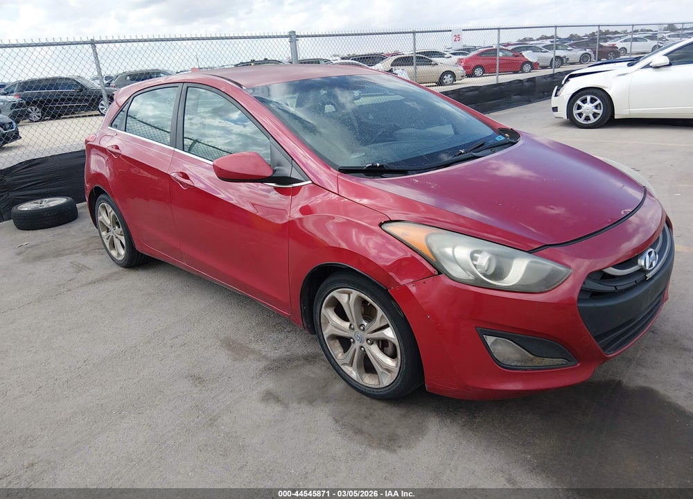 2013 HYUNDAI ELANTRA GT VIN: KMHD35LE0DU139374