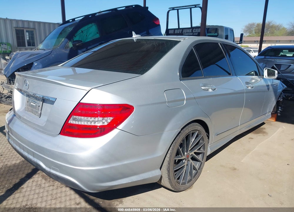 2014 MERCEDES-BENZ C 250 SPORT VIN: WDDGF4HB9EA955414
