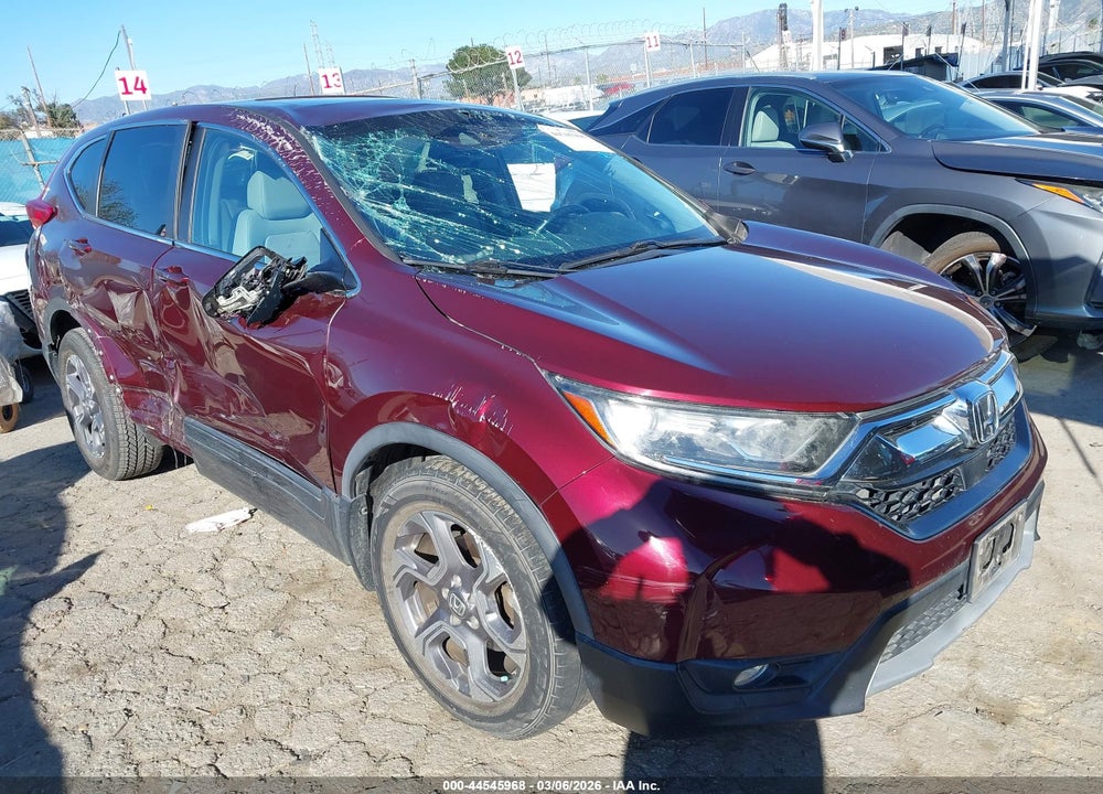 2018 HONDA CR-V VIN: 7FARW1H86JE050415