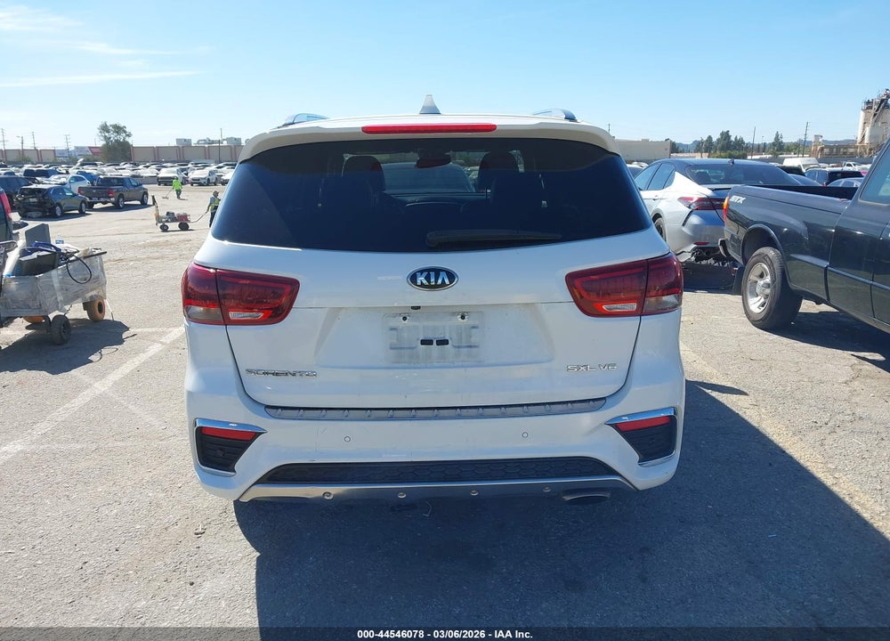 2019 KIA SORENTO 3.3L SXL VIN: 5XYPK4A55KG583155