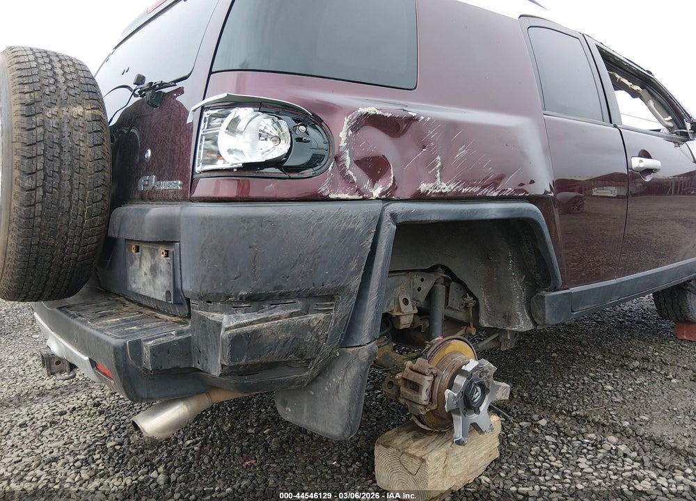 2007 TOYOTA FJ CRUISER VIN: JTEBU11FX70080449