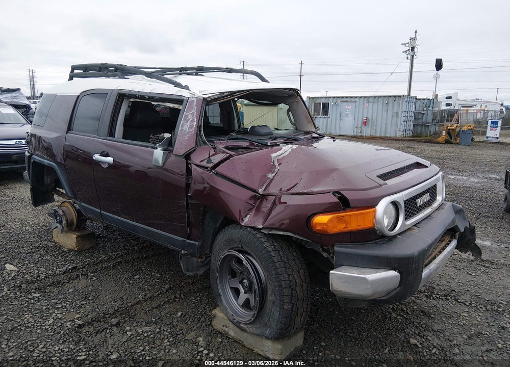 2007 TOYOTA FJ CRUISER VIN: JTEBU11FX70080449