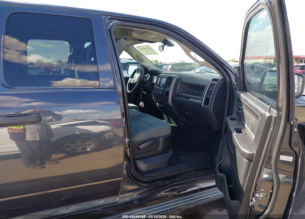 2017 RAM 1500 TRADESMAN  4X2 6'4 BOX VIN: 1C6RR6FGXHS561589
