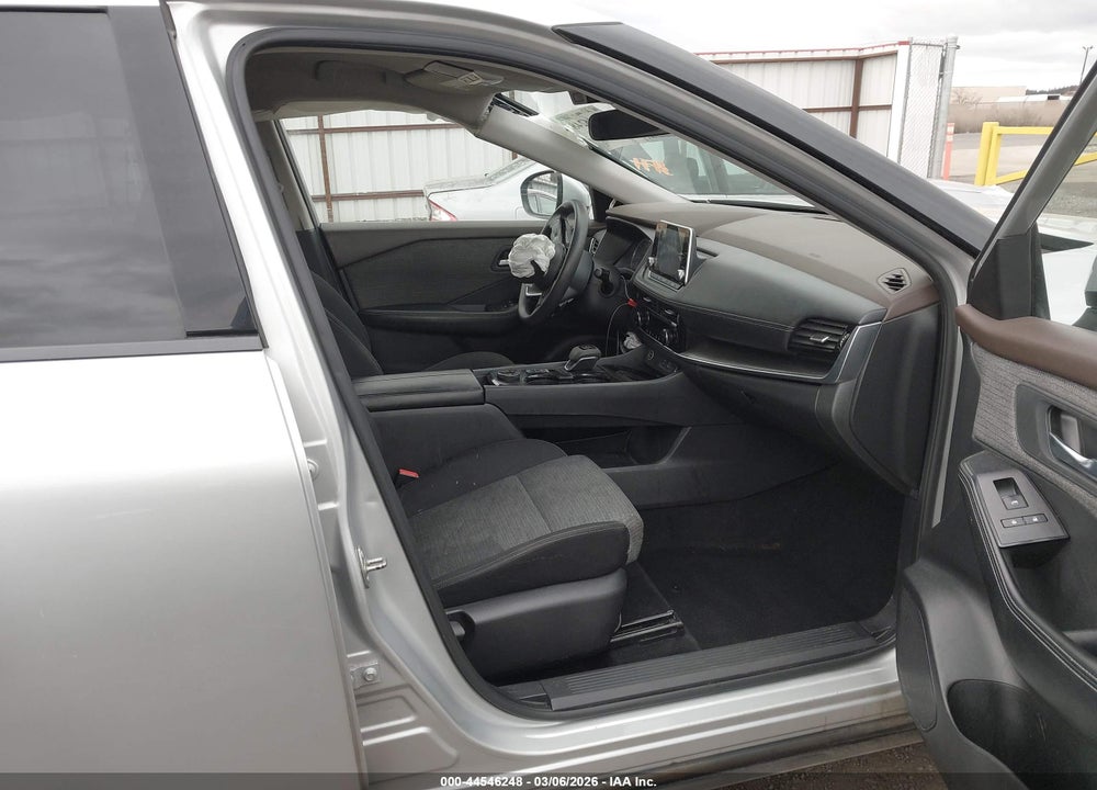 2021 NISSAN ROGUE SV INTELLIGENT AWD VIN: JN8AT3BBXMW223665