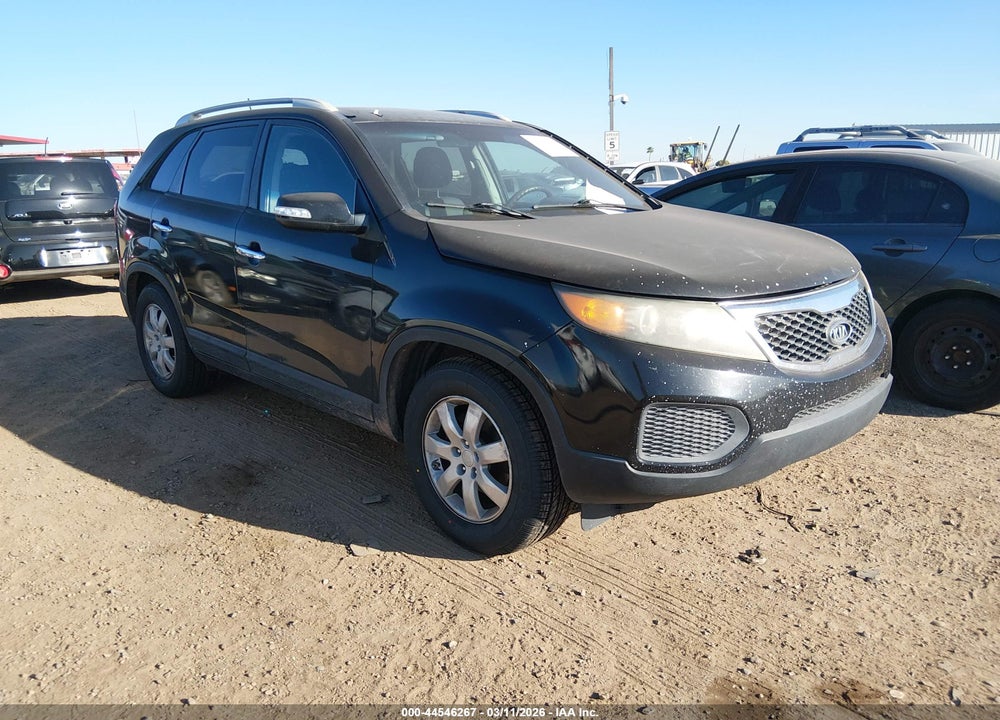 2012 KIA SORENTO LX V6 VIN: 5XYKT4A22CG196609