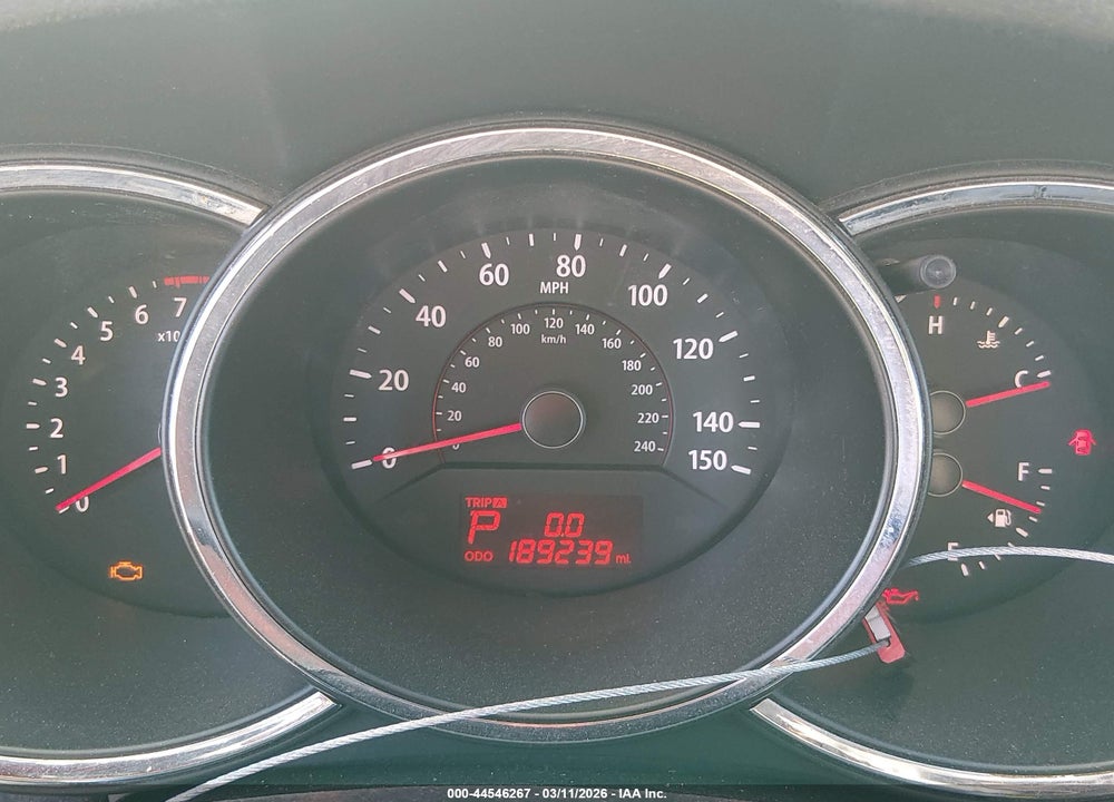2012 KIA SORENTO LX V6 VIN: 5XYKT4A22CG196609