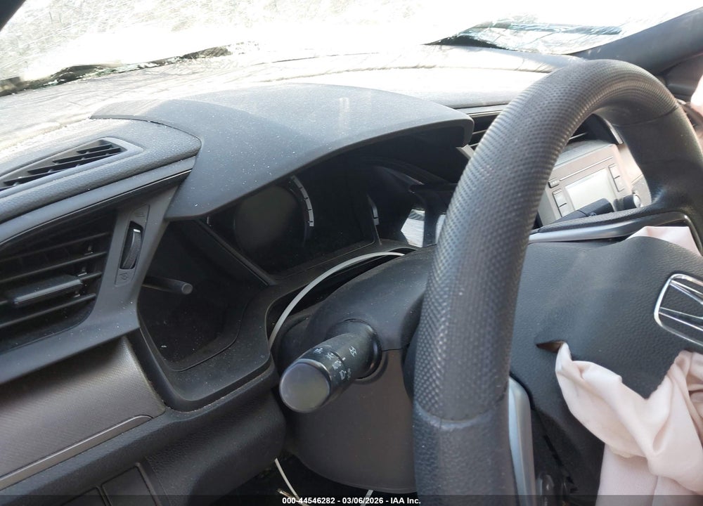 2018 HONDA CIVIC LX VIN: SHHFK7H23JU404821