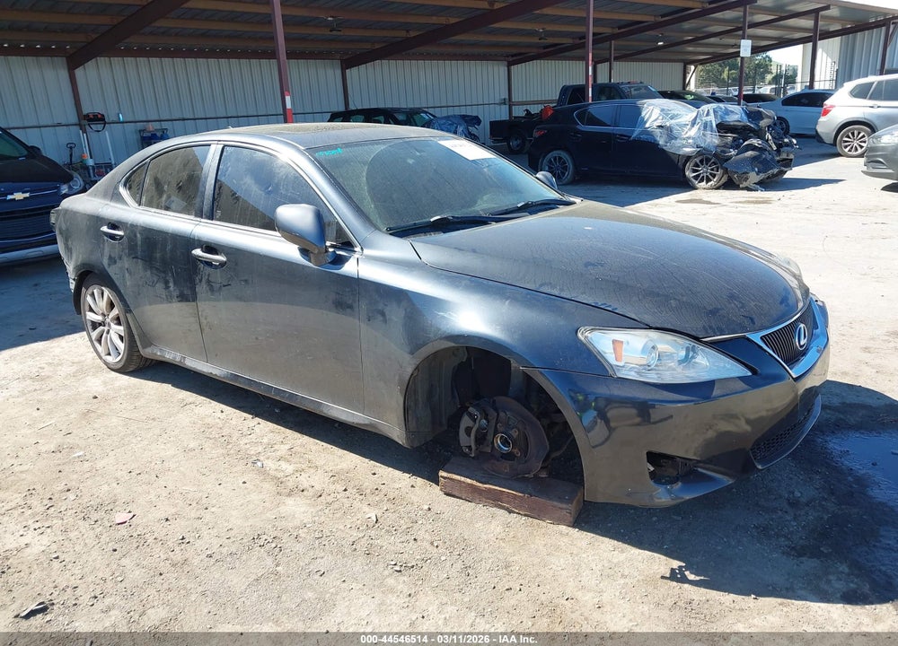2008 LEXUS IS 250 VIN: JTHBK262185076136