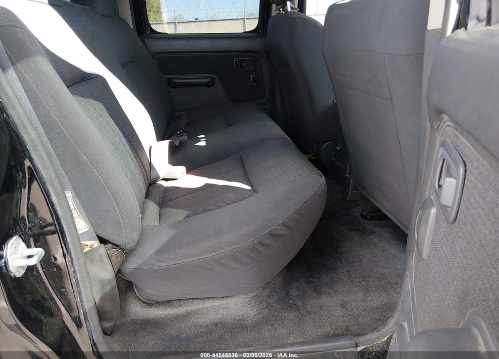 2004 NISSAN FRONTIER XE-V6 VIN: 1N6ED27TX4C445837