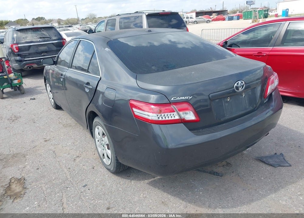 2011 TOYOTA CAMRY LE VIN: 4T1BF3EK3BU646448