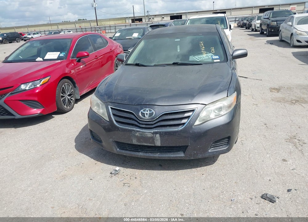 2011 TOYOTA CAMRY LE VIN: 4T1BF3EK3BU646448