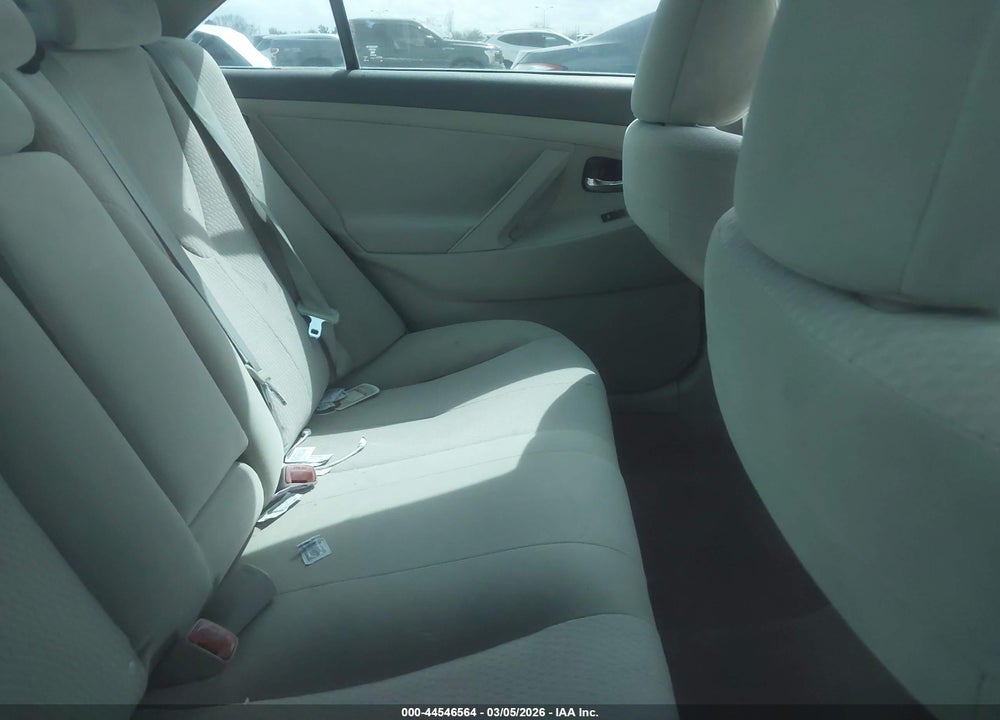 2011 TOYOTA CAMRY LE VIN: 4T1BF3EK3BU646448