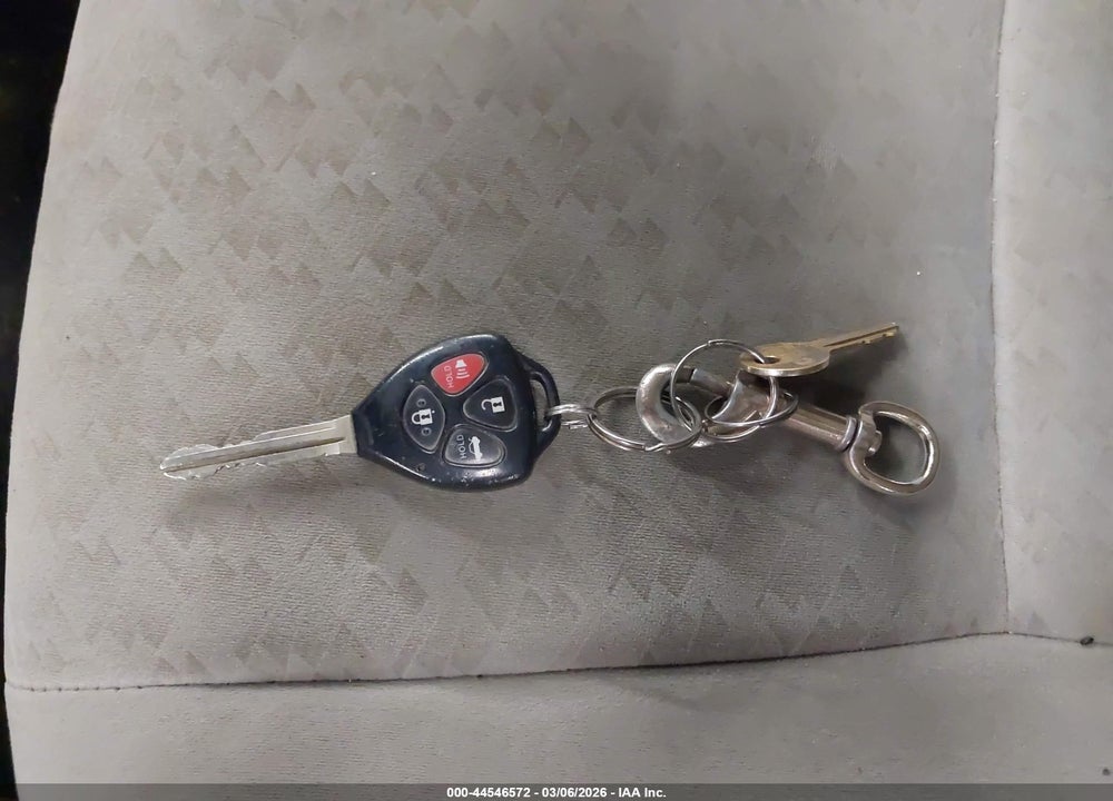 2009 TOYOTA COROLLA LE VIN: 1NXBU40E19Z108211