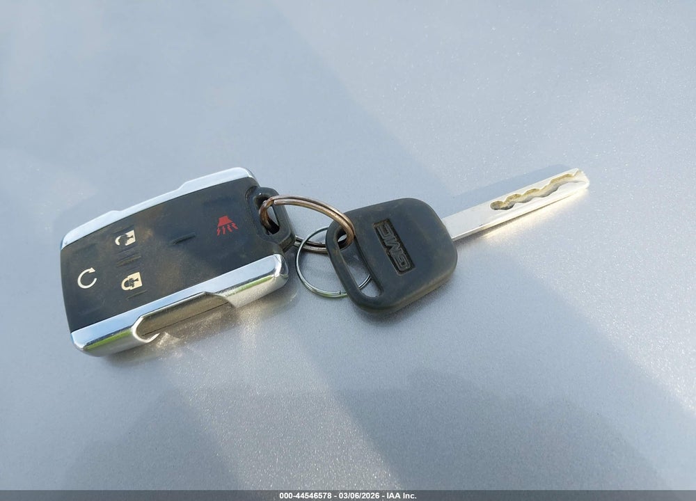 2015 GMC SIERRA 1500 SLT VIN: 3GTU2VEC3FG237260