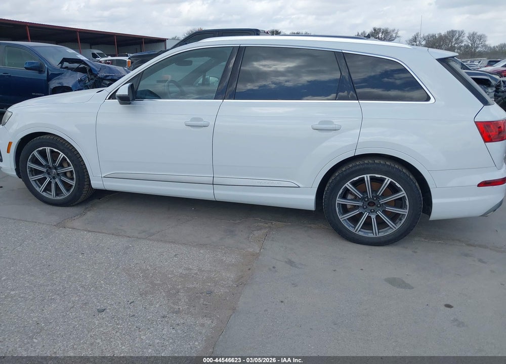 2017 AUDI Q7 3.0T PREMIUM VIN: WA1VAAF75HD008770