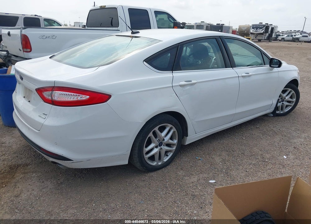 2014 FORD FUSION SE VIN: 3FA6P0HD4ER310369