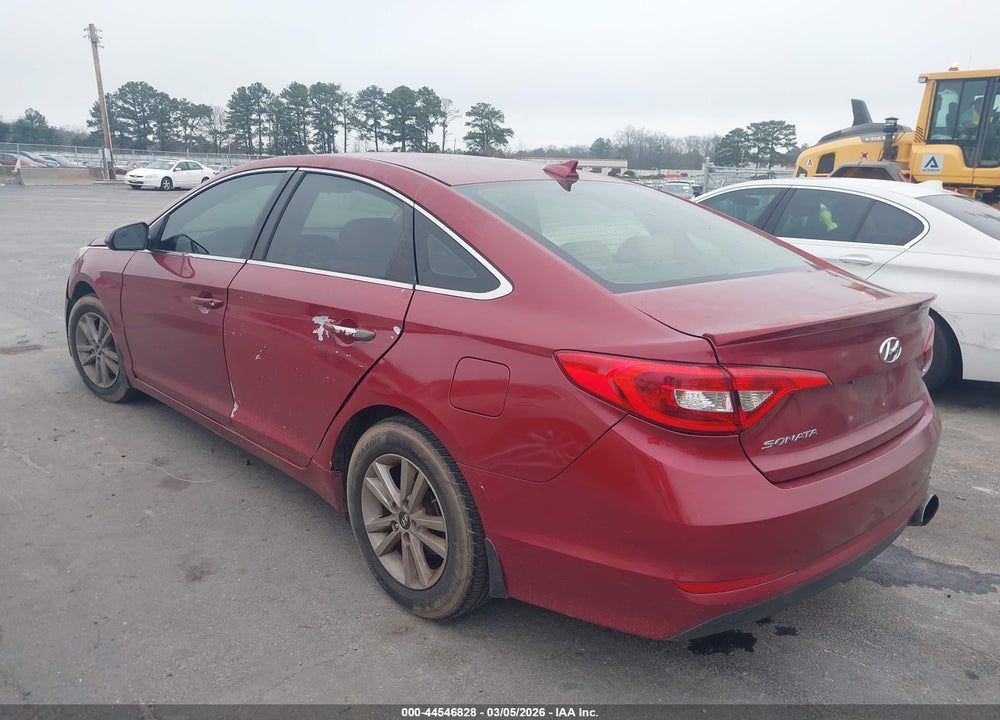 2015 HYUNDAI SONATA SE VIN: 5NPE24AF1FH226862