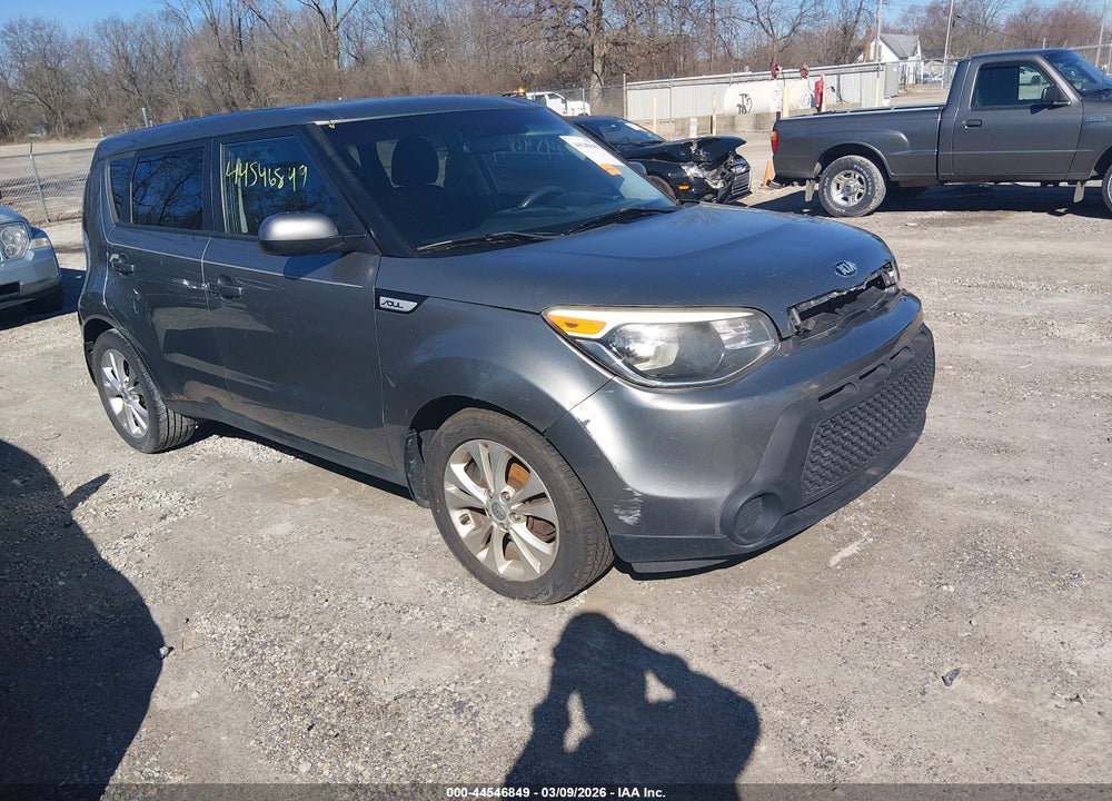 2015 KIA SOUL + VIN: KNDJP3A53F7115400