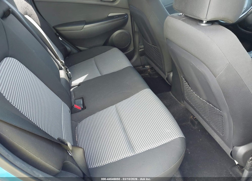 2018 HYUNDAI KONA SEL VIN: KM8K62AA9JU157624