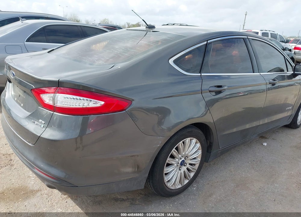 2015 FORD FUSION HYBRID SE VIN: 3FA6P0LUXFR257119