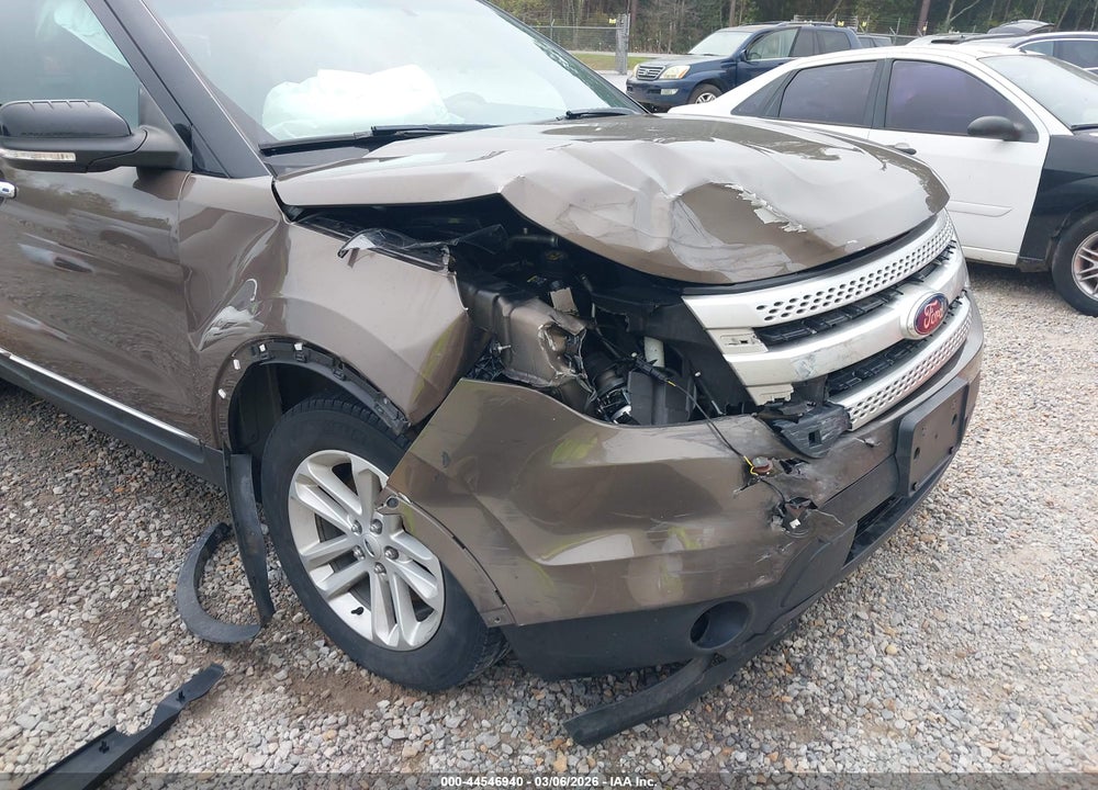 2015 FORD EXPLORER XLT VIN: 1FM5K7D8XFGA44740