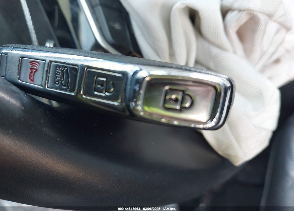 2023 KIA SORENTO HYBRID EX VIN: KNDRHDLG8P5170359