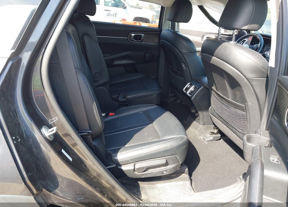 2023 KIA SORENTO HYBRID EX VIN: KNDRHDLG8P5170359