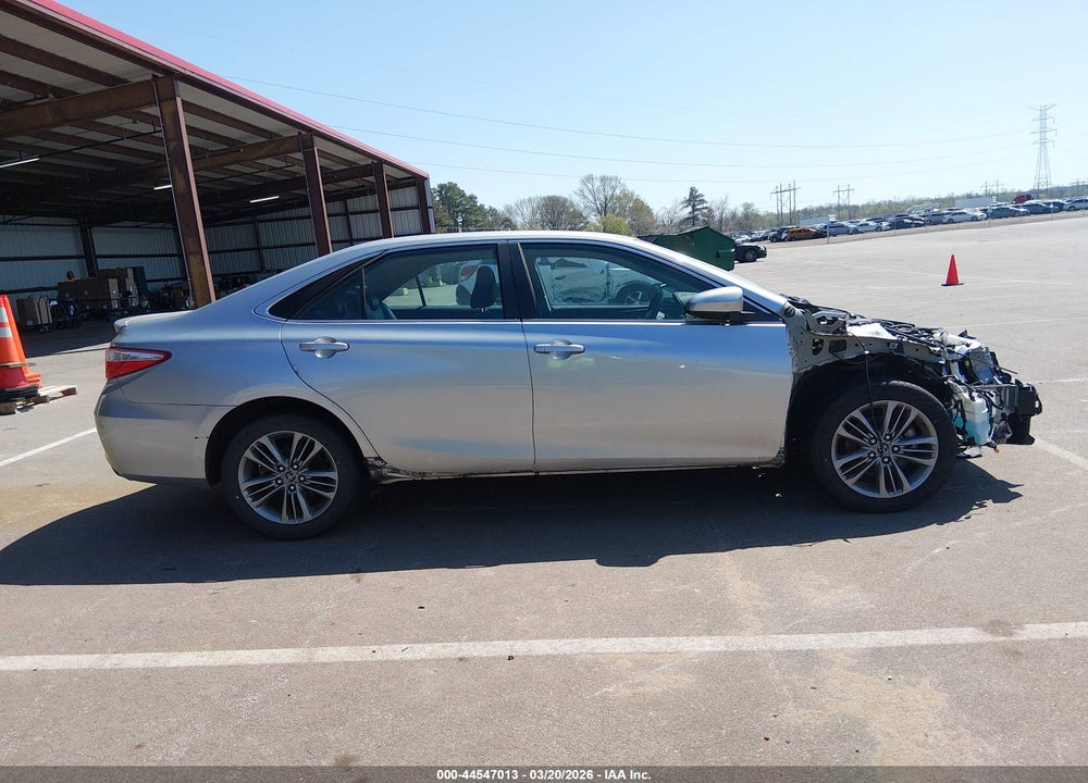2015 TOYOTA CAMRY SE VIN: 4T1BF1FK3FU030841