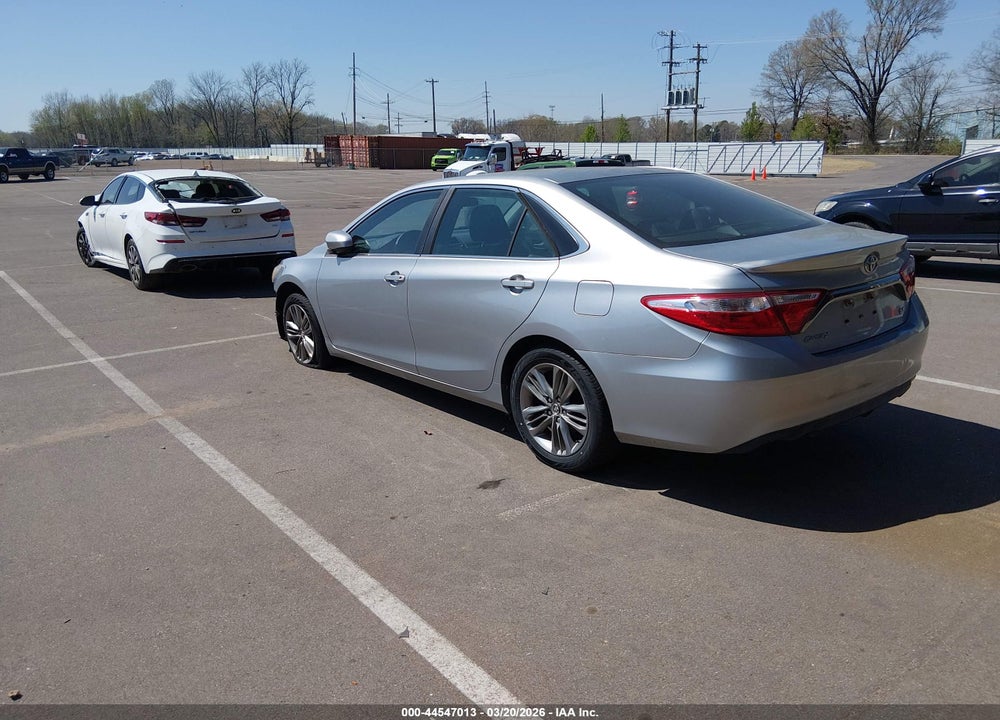 2015 TOYOTA CAMRY SE VIN: 4T1BF1FK3FU030841