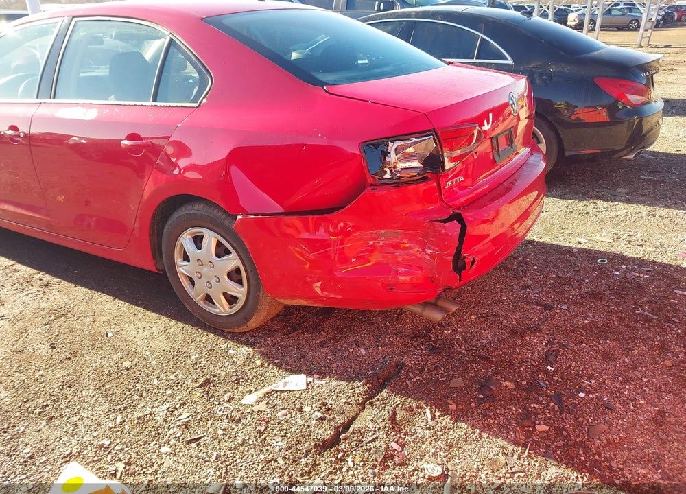 2015 VOLKSWAGEN JETTA 2.0L S VIN: 3VW2K7AJ7FM327484