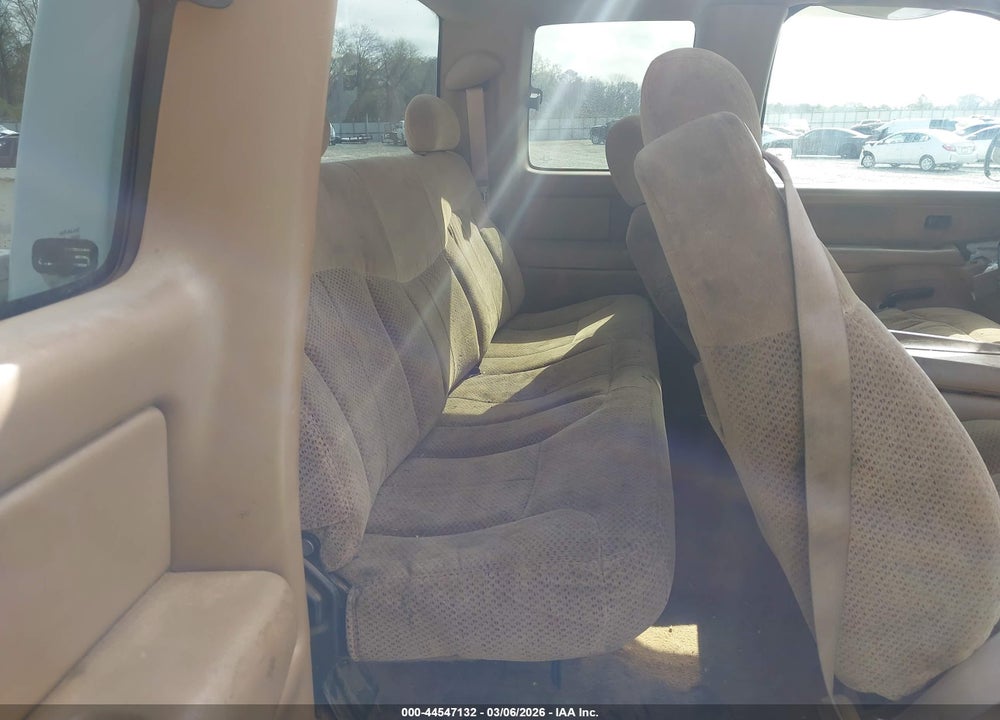 1999 CHEVROLET SILVERADO 1500 LS VIN: 1GCEK19T7XZ141396