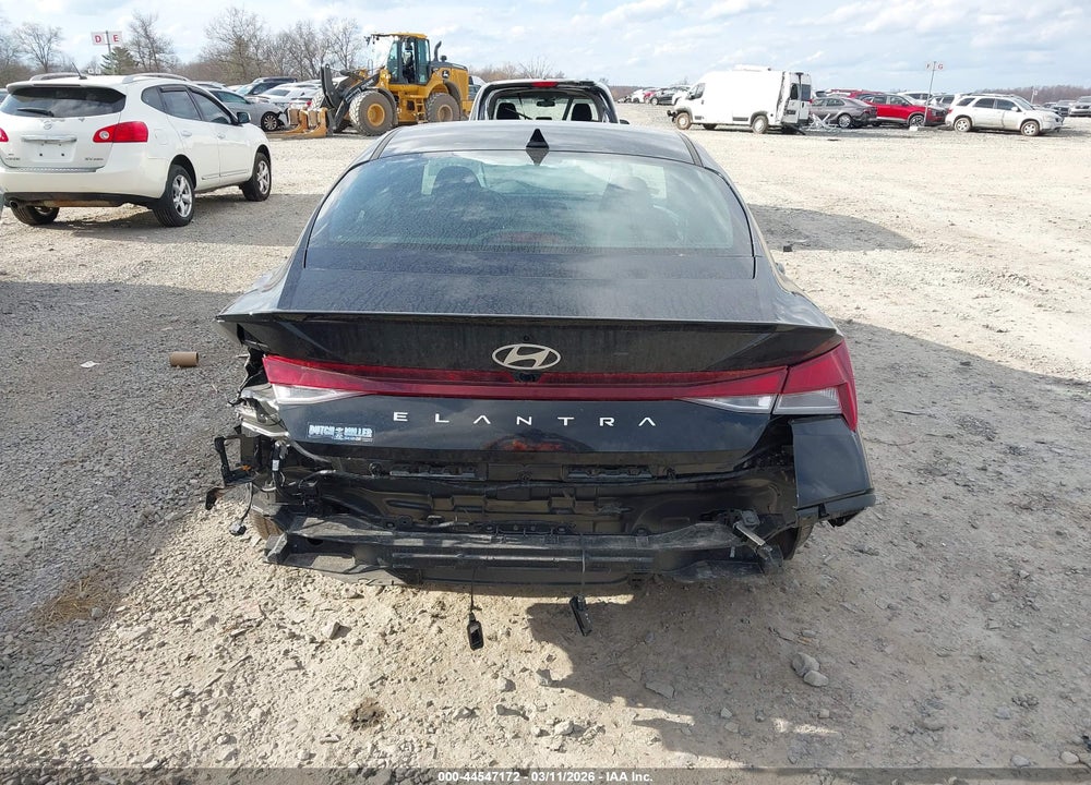 2026 HYUNDAI ELANTRA SEL SPORT VIN: KMHLM4DG5TU115671