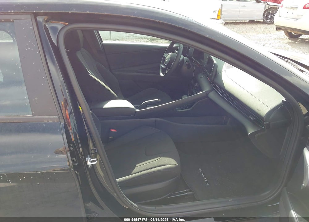 2026 HYUNDAI ELANTRA SEL SPORT VIN: KMHLM4DG5TU115671