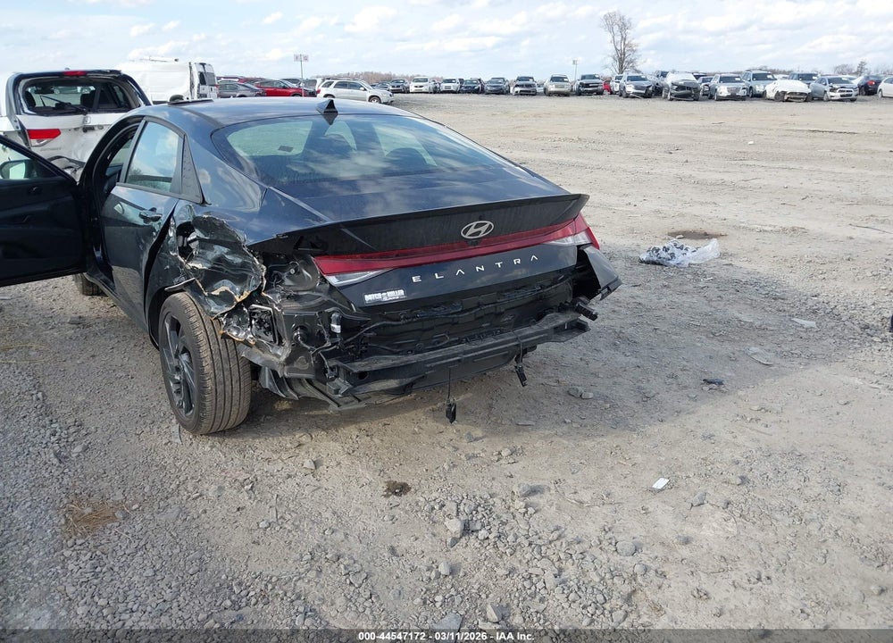 2026 HYUNDAI ELANTRA SEL SPORT VIN: KMHLM4DG5TU115671