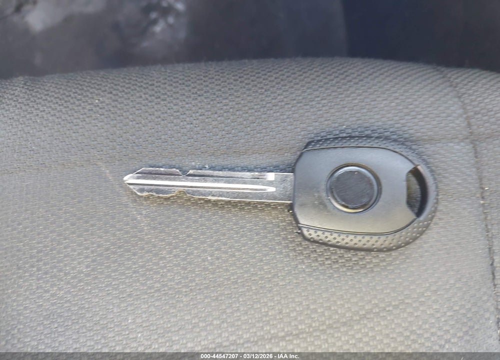 2011 KIA SOUL + VIN: KNDJT2A26B7707637