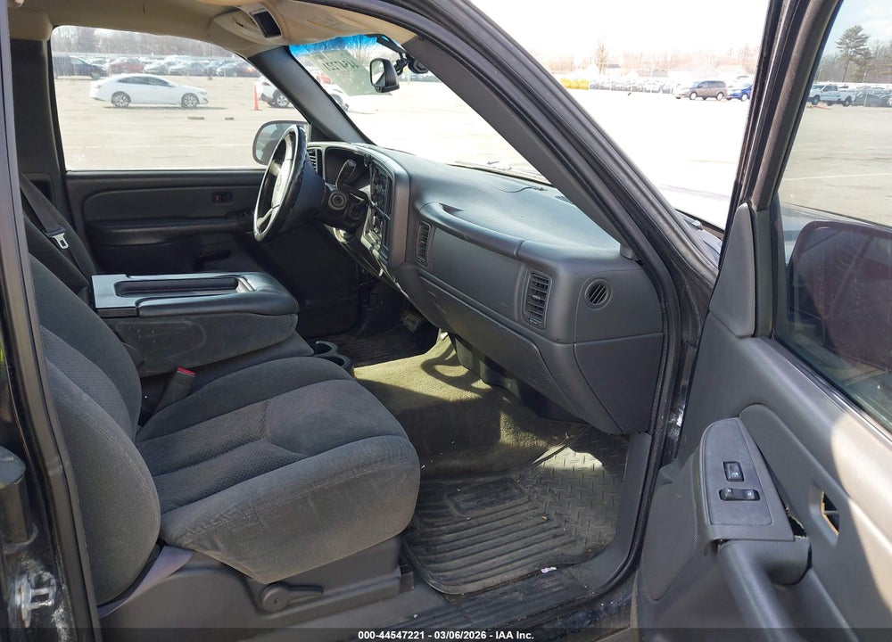 2004 CHEVROLET SILVERADO 1500 LS VIN: 1GCEC19V14Z285195