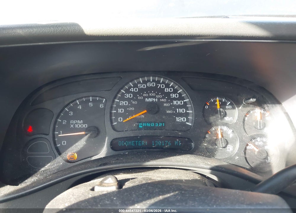 2004 CHEVROLET SILVERADO 1500 LS VIN: 1GCEC19V14Z285195
